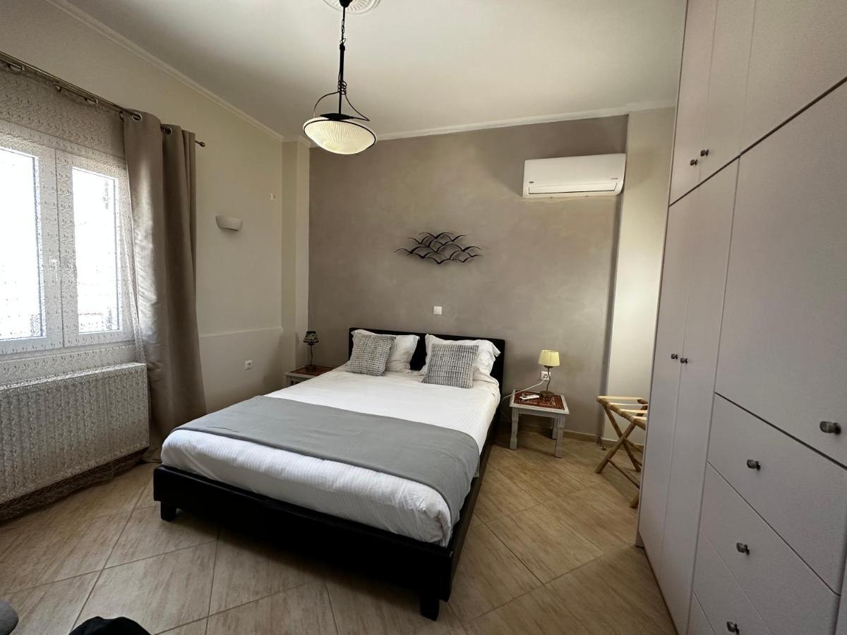 Veldi Art - Kamari Beach Apartment Φηρά Εξωτερικό φωτογραφία