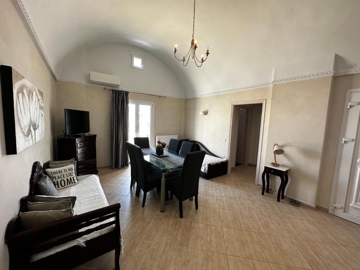 Veldi Art - Kamari Beach Apartment Φηρά Εξωτερικό φωτογραφία
