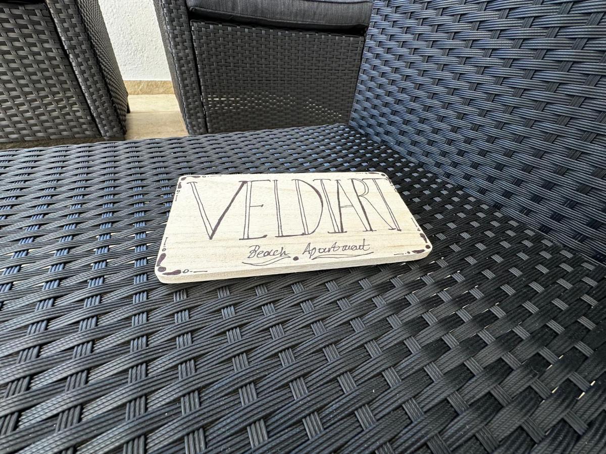 Veldi Art - Kamari Beach Apartment Φηρά Εξωτερικό φωτογραφία