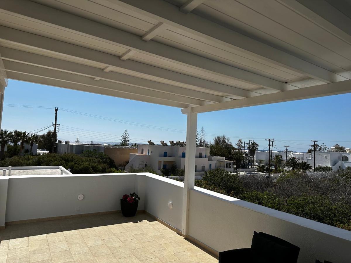 Veldi Art - Kamari Beach Apartment Φηρά Εξωτερικό φωτογραφία