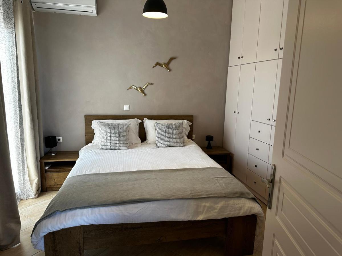 Veldi Art - Kamari Beach Apartment Φηρά Εξωτερικό φωτογραφία