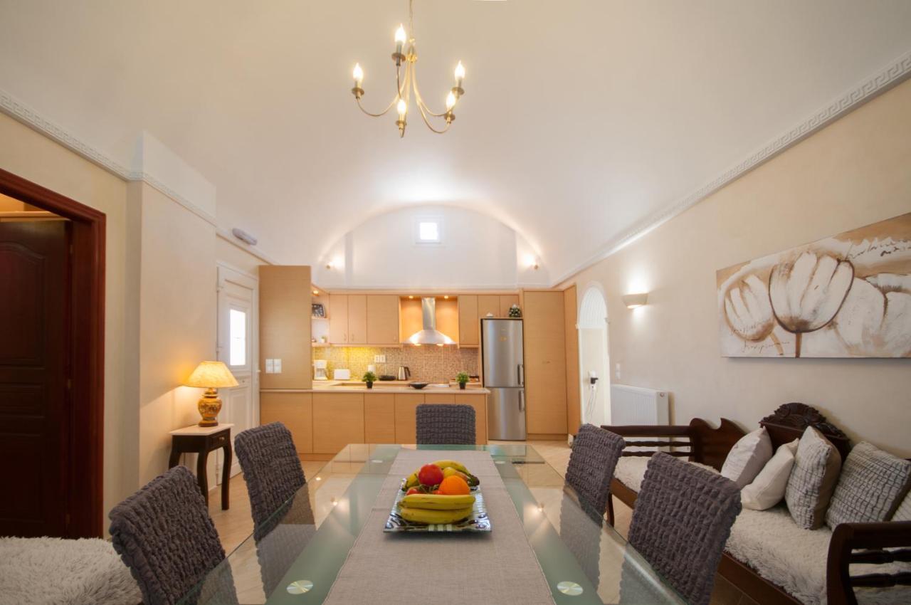 Veldi Art - Kamari Beach Apartment Φηρά Εξωτερικό φωτογραφία
