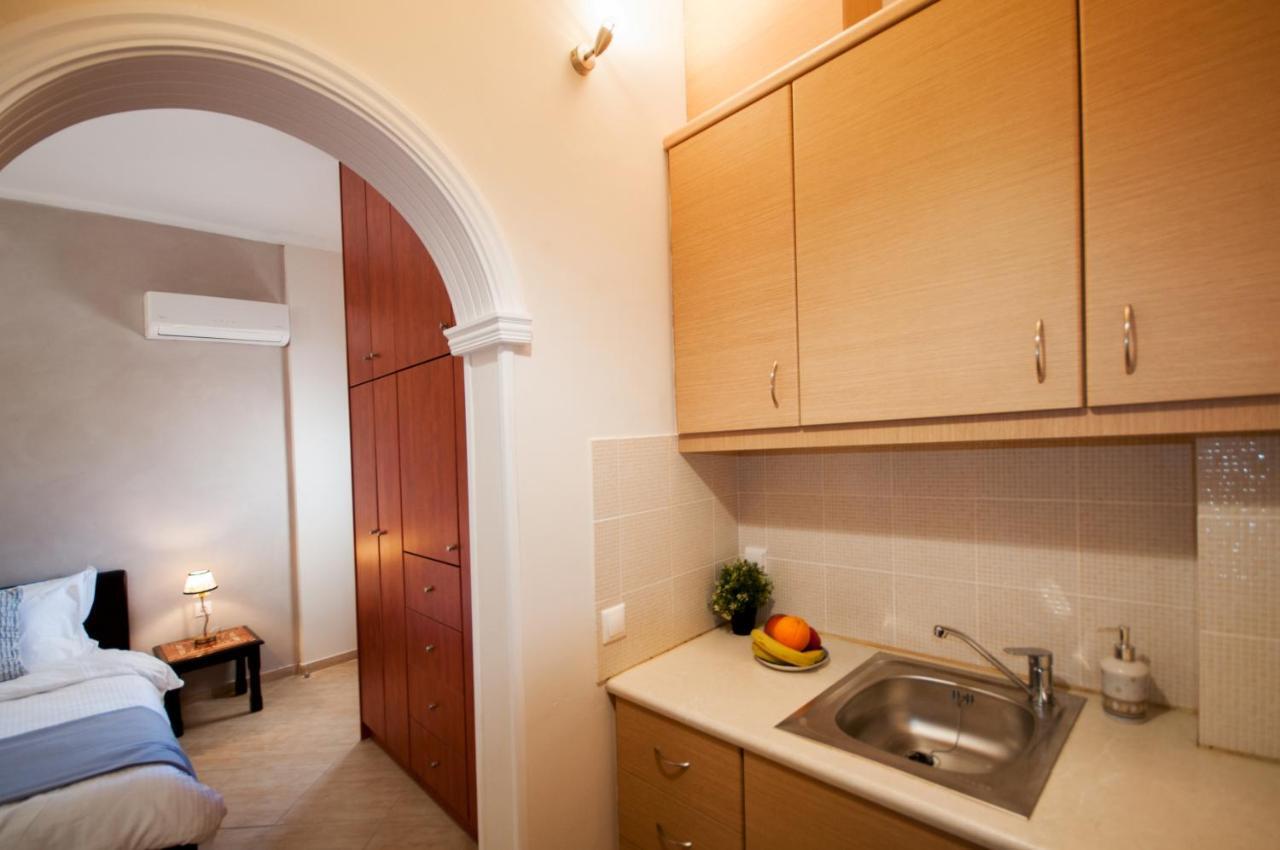 Veldi Art - Kamari Beach Apartment Φηρά Εξωτερικό φωτογραφία